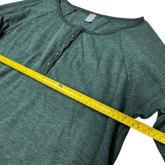 NWOT Alternative Apparel Rib Knit Top Sz.L Half Button Dark Green Basic Y2K - Picture 8 of 10